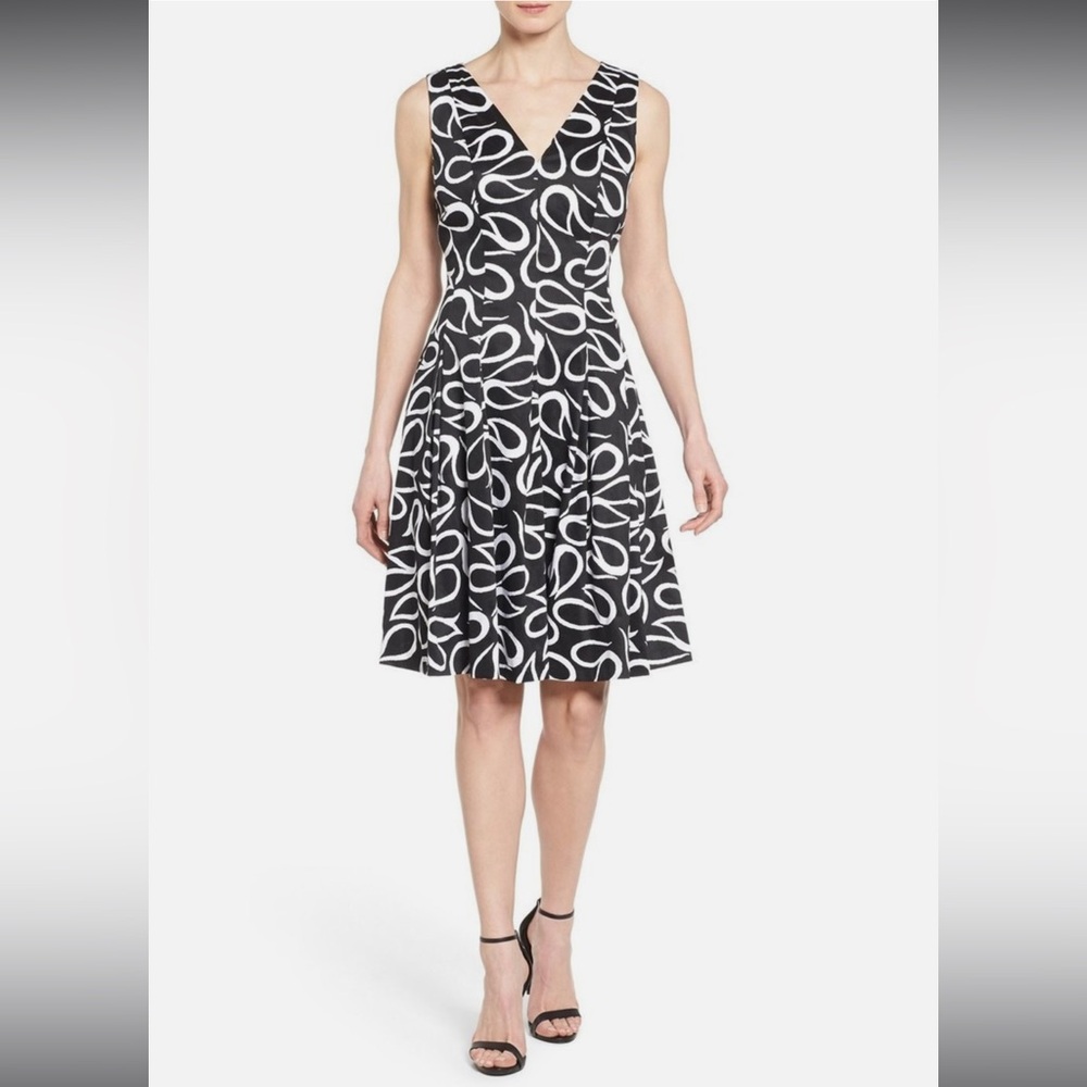 Cotton Anne Klein Black and White Fit and Flare Dress